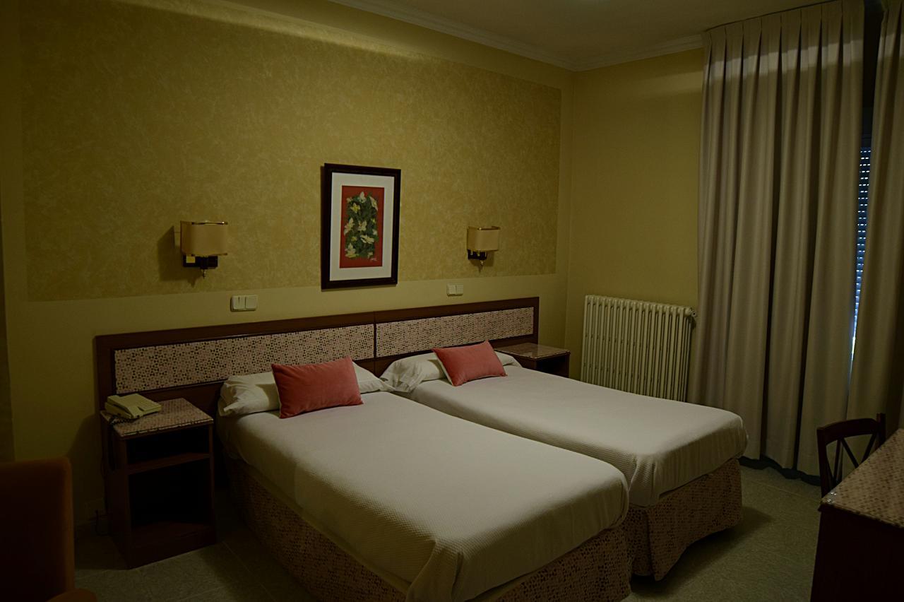 Hotel Mercedes Aranjuez Eksteriør billede